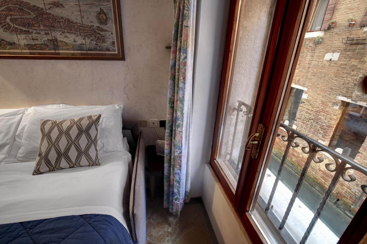 Canal View Suite In Rialto By Wonderful Italy Venecia Exterior foto